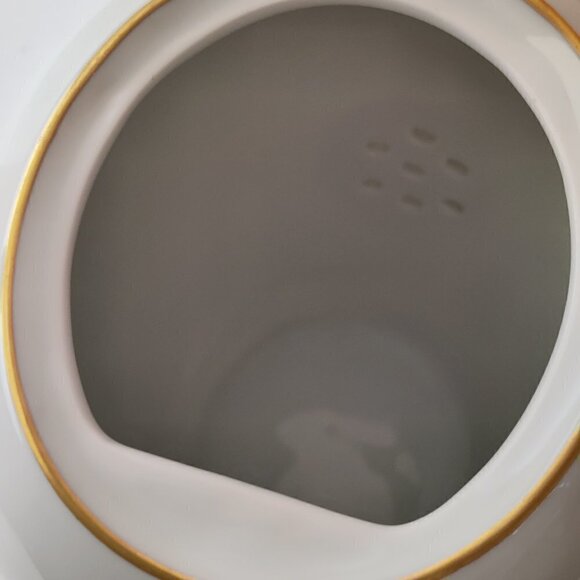 B & G Gold and Ivory Teapot 8 1/2" Tall, Copenhagen Denmark, EST 1853 Vintage - Picture 3 of 6